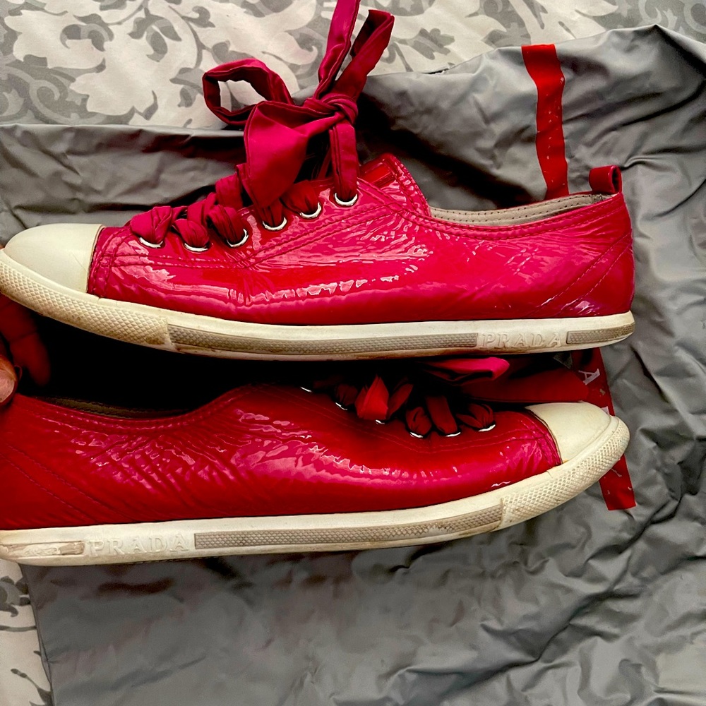 Authentic Prada shoes - Picture 3 of 6
